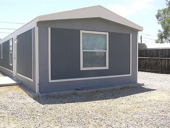 3rd image of 360 Harbor Pl