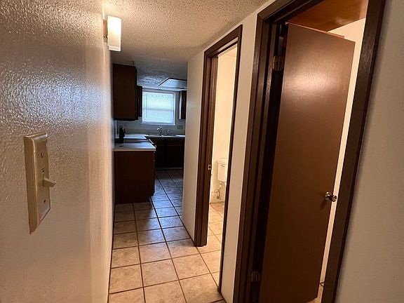 3rd image of 2201 N Norris St Unit B