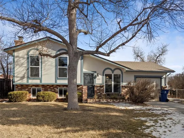 1034 Memphis Street, Aurora, CO 80011