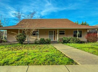 4740 Cloudcrest Dr, Medford, OR 97504