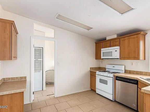 4th image of 12085 N Musket Rd