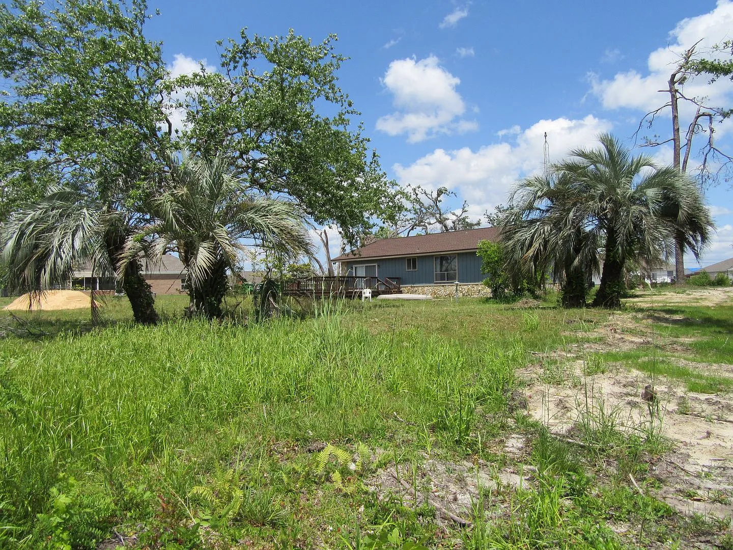 3 bed, 2.0 bath, 1725 sqft, $1,895 — Photo 4