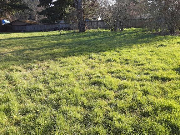 4th image of 11331 Well Dr SE