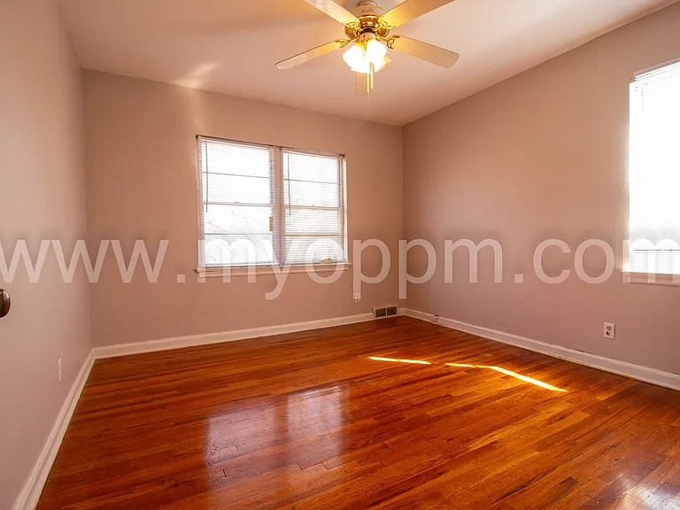 3518 California St — Photo 16