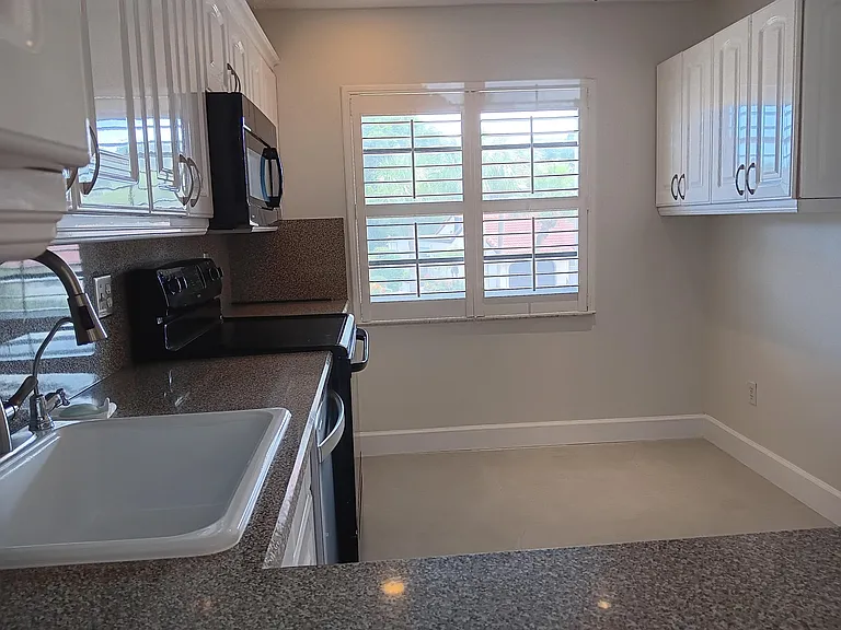 8045 Eastlake Dr #1G — Photo 10