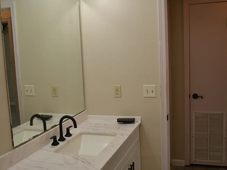 324 Ray Ave — Photo 16
