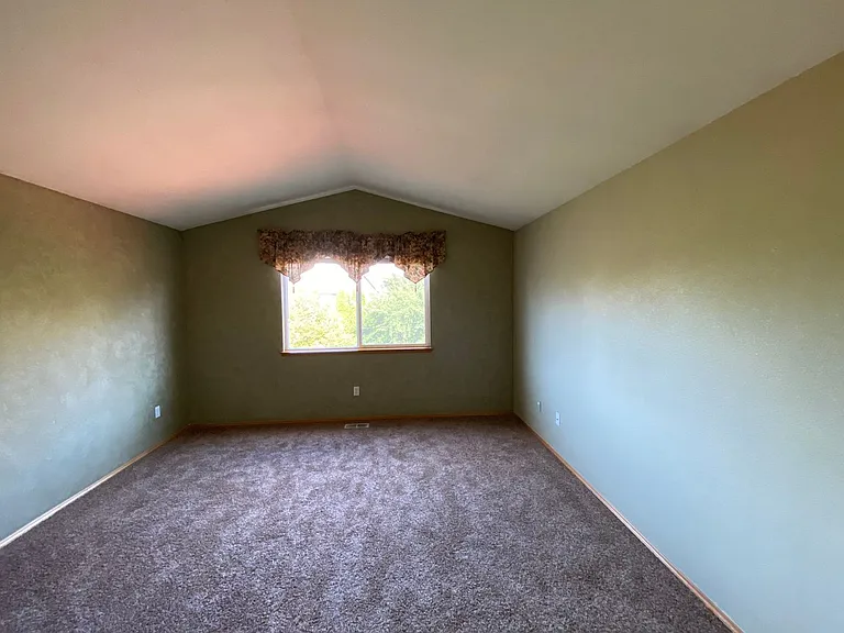 15930 Cascade Ln SE — Photo 15