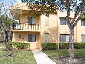 2nd image of 320 Racquet Club Rd APT 201