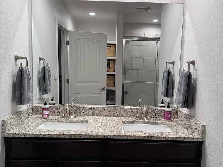 7333 Tristan Dr — Photo 24