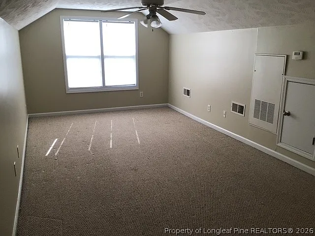 696 Fairfield Cir — Photo 6
