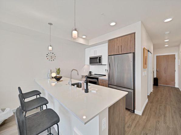 11811 NE 128th St #252