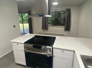 3323 56th St APT C, Gig Harbor, WA 98335