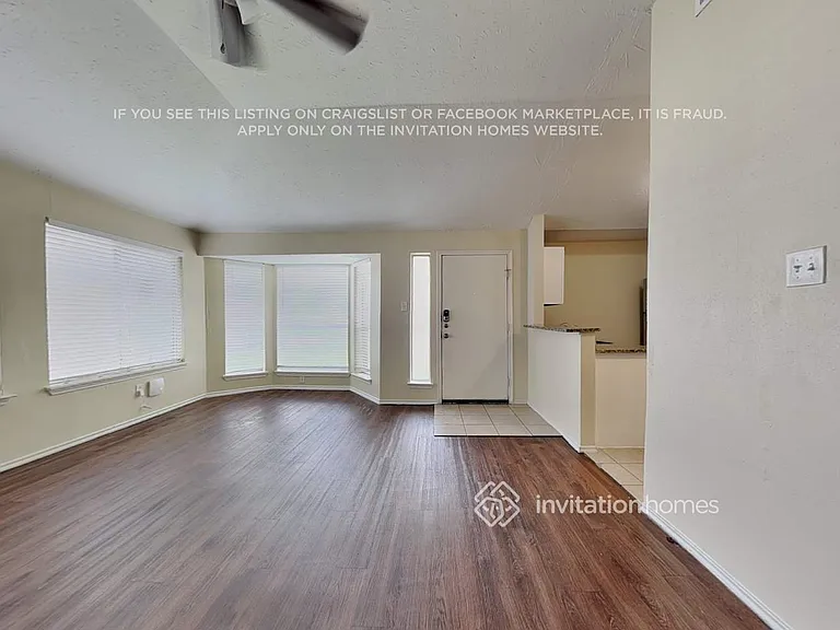 3902 Mattingham Dr — Photo 3