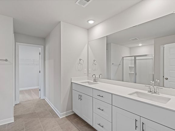 SCA_Vickery-Station_Dakota_Bathroom_194-Vickery-Rd