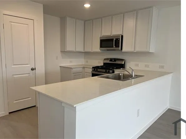 523 Layne Overlook, San Antonio, TX 78253