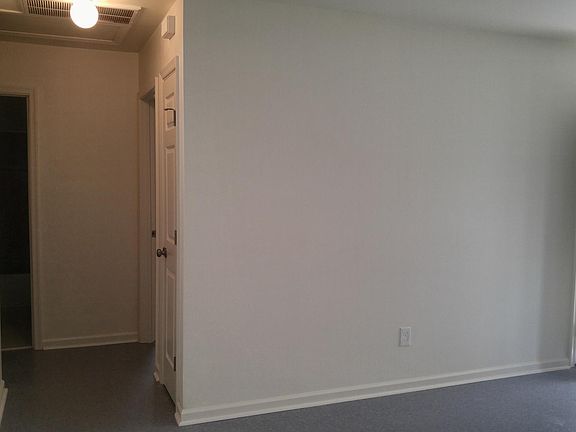 4th image of 863 43rd St #B