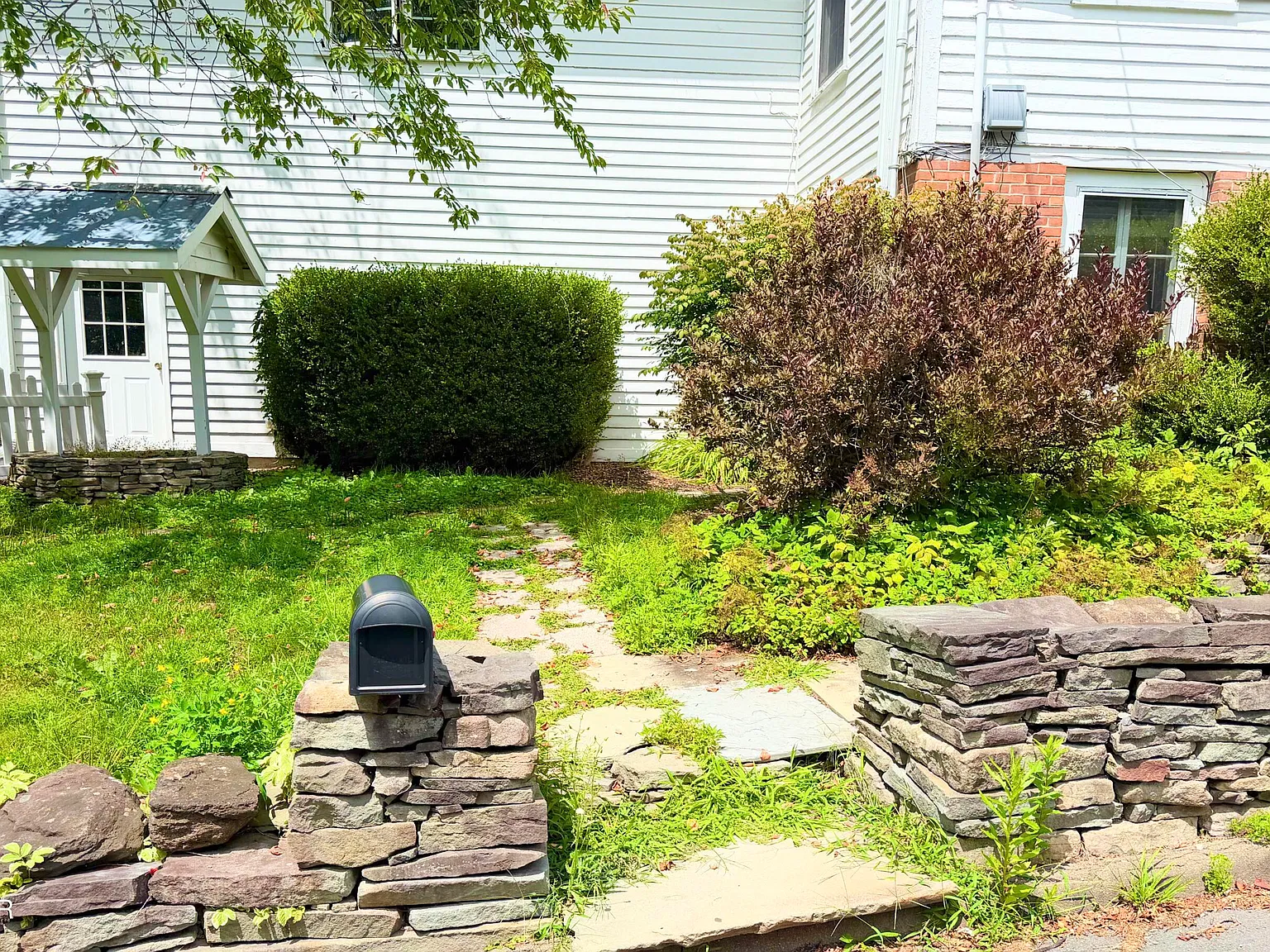 1 bed, 1.0 bath, 723 sqft, $1,250 — Photo 4