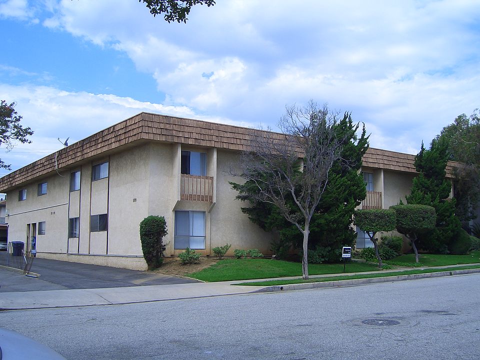 2nd image of 109 N 4th St Unit 310