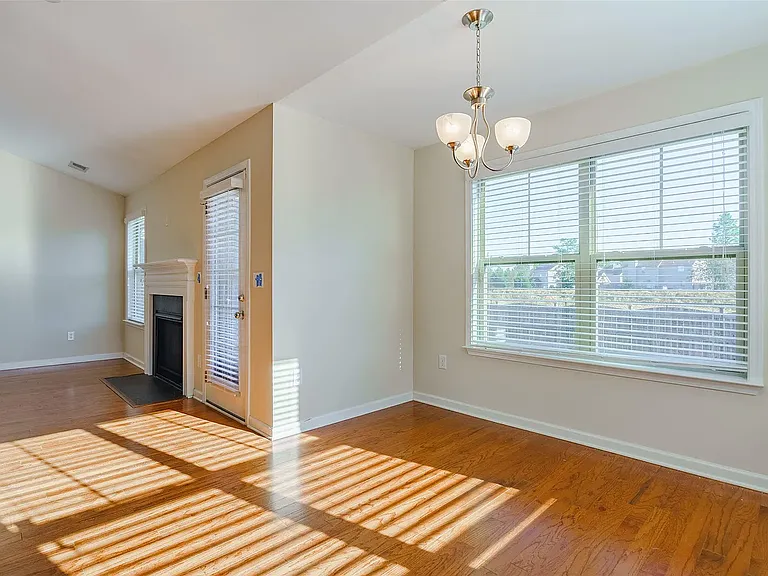 318 Keegan Rock Ct — Photo 13
