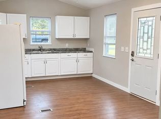 203 E Division St, Dodgeville, WI 53533