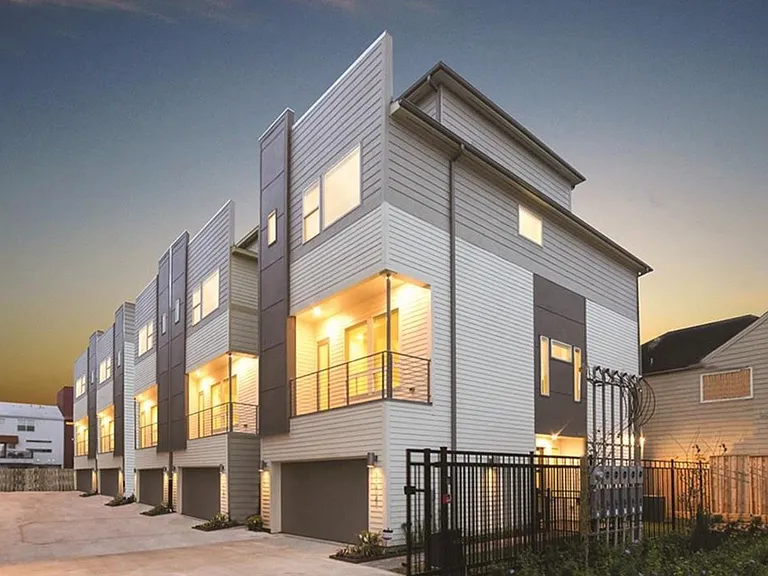 346 Eado Park Cir — Photo 1