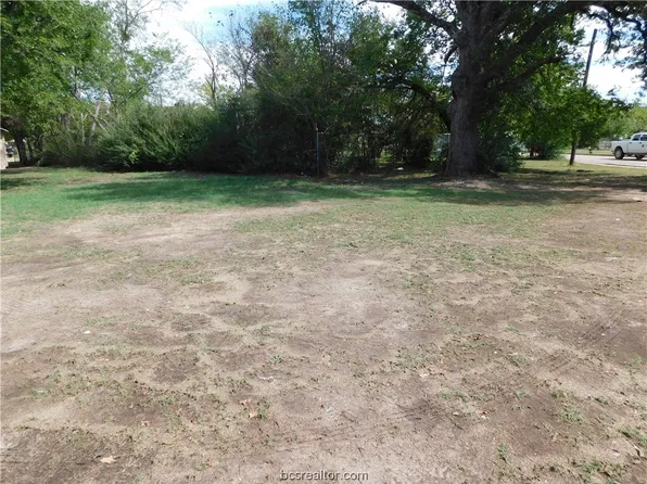San Jacinto Ln, Bryan, TX 77803
