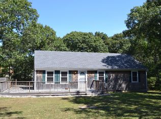 529 Edgartown Vineyard Haven Rd, Edgartown, MA 02539