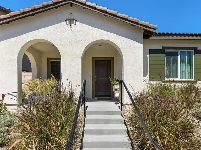 67532 Rio Oso Rd — Photo 1