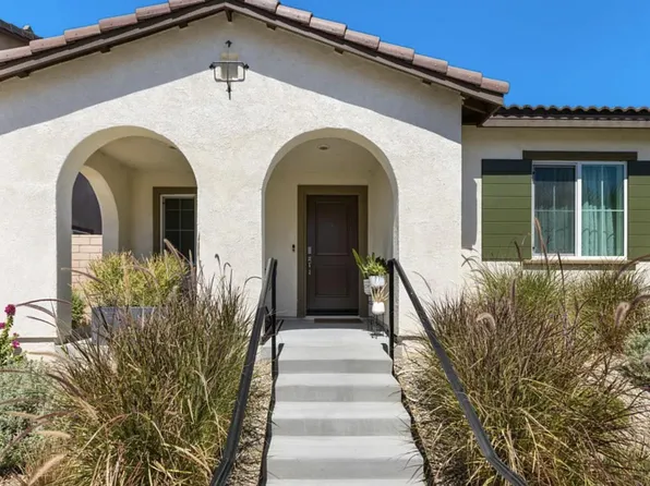67532 Rio Oso Rd, Cathedral City, CA 92234