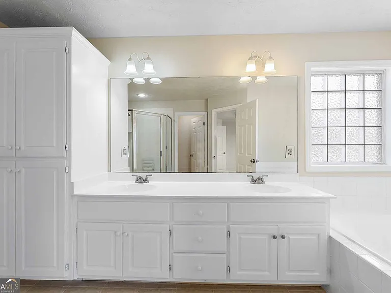 7988 Westlake Dr — Photo 14