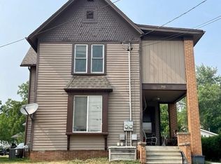 953 Vernon Ave, Beloit, WI 53511