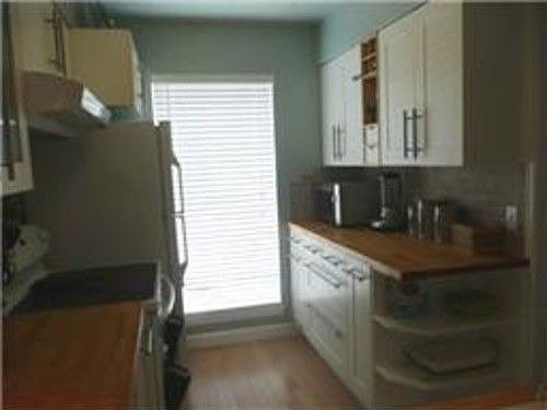 3rd image of 10686 Hazelhurst Dr