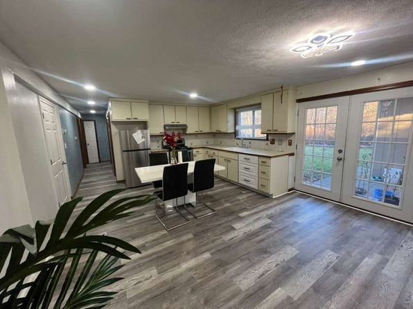 36 Stevens St Floor 1