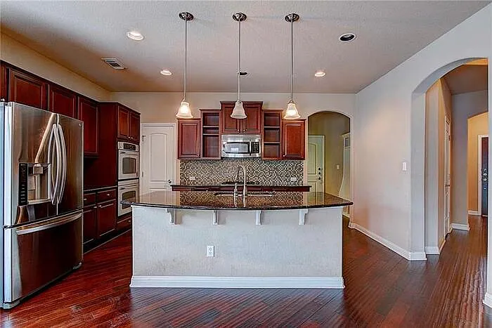 2409 Santa Clara Ln — Photo 9