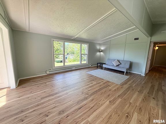 5th image of 17279 River View Rd