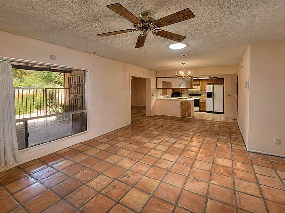 4th image of 2921 N La Chiquita Ave