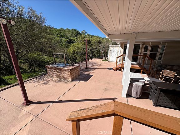 5th image of 2358 Comanche Way