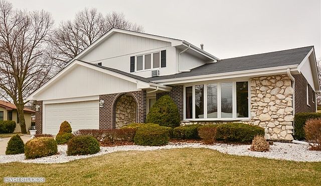 1st image of 13718 Venetian Ct