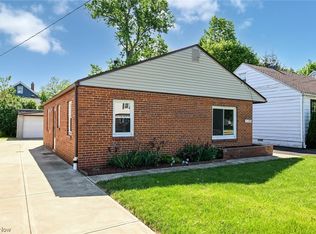 1179 Elmwood Rd, Mayfield Heights, OH 44124