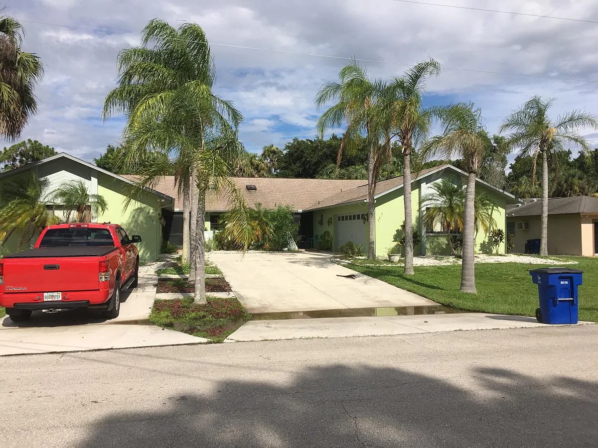 2 bed, 1427 sqft, $2,450 — Photo 3
