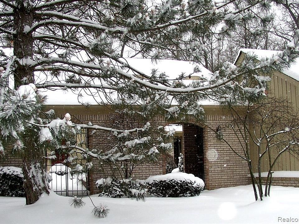 1st image of 1224 Woodcrest Cir
