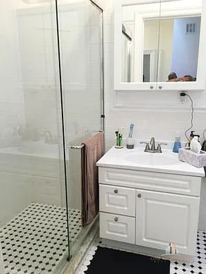 Rented by ONE Manhattan Real Estate | media 23