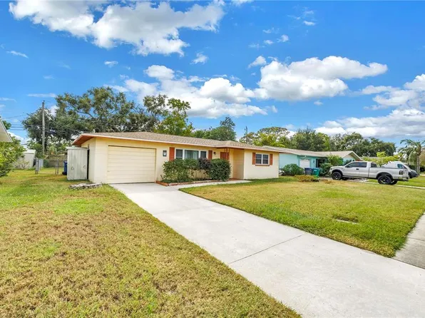11050 102nd Ave, Seminole, FL 33778