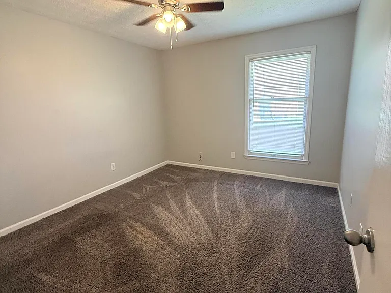 106 Potomac Ct #A — Photo 13