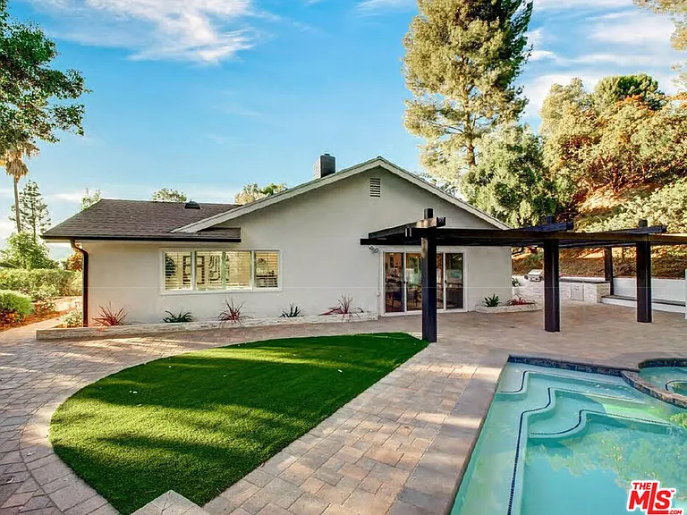 4732 Del Moreno Dr — Photo 27