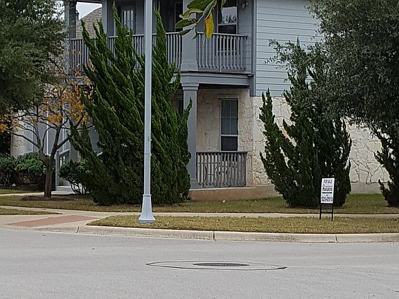 2nd image of 500 Brazos Bend Dr