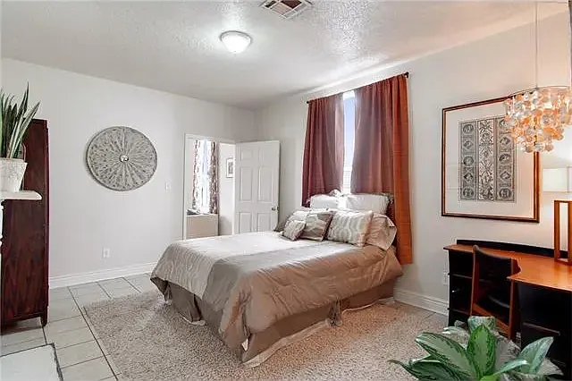 1522 N Roman St — Photo 3