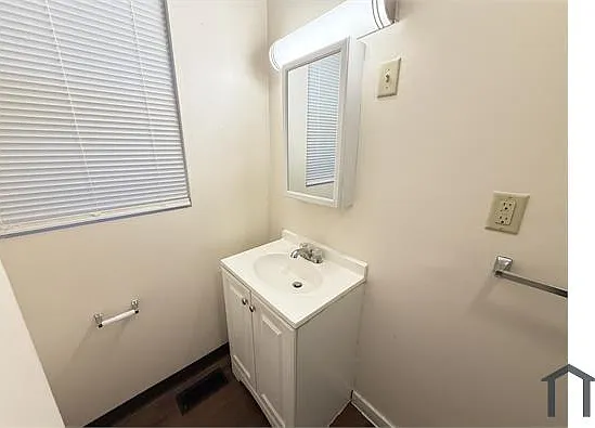 210 Wilder St — Photo 7