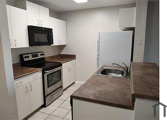 1 bed, 705 sqft, $2,000 — Photo 3