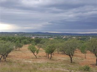 2711 Pace Bend Rd S, Spicewood, TX 78669